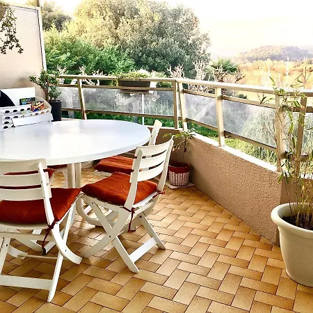 Zen Garden Pool,3bedrooms, Beach800m,box&wifi