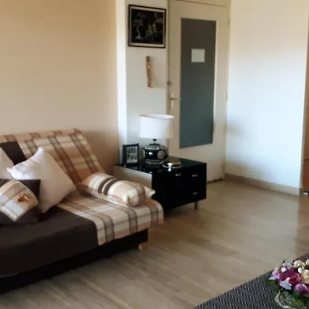 Zen Garden Pool,3bedrooms, Beach800m,box&wifi Antibes