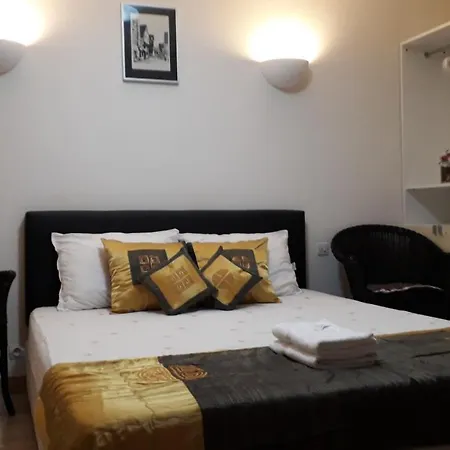 Zen Garden Pool,3bedrooms, Beach800m,box&wifi * Antibes