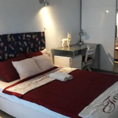 Διαμέρισμα Zengarden Pool,3bedrooms,lit Bebe Beach800m,box&wifi Αντίμπ