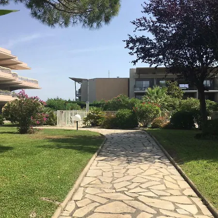 Zen Garden Pool,3bedrooms, Beach800m,box&wifi Antibes